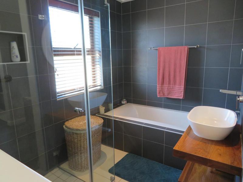 3 Bedroom Property for Sale in Zevenwacht Country Estate Western Cape